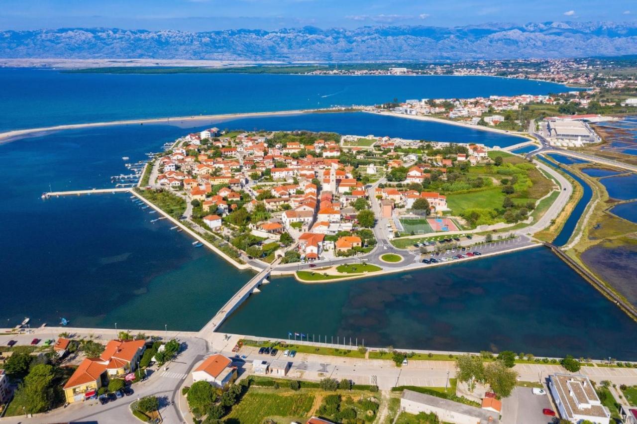 Apartments With A Parking Space Nin, Zadar - 11402 Kültér fotó